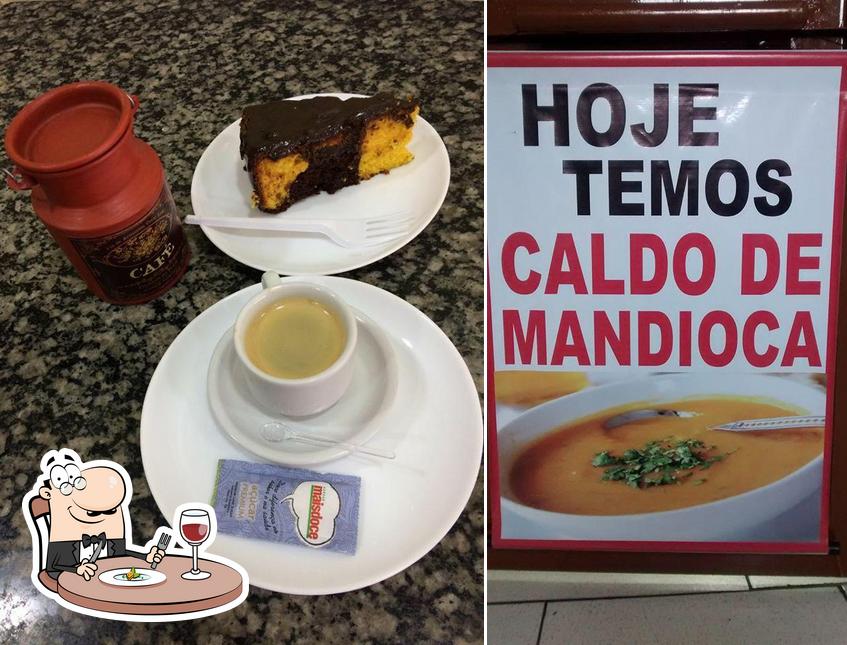 Comida em Lanchonete Sucão