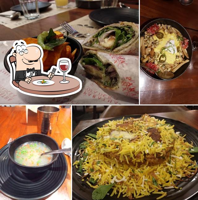 Food at Paratha Mantra