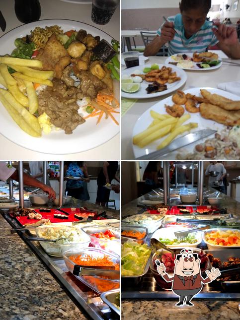 Comida em Restaurante Bing Buffet & Grill