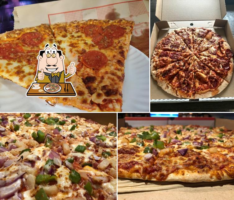 Pyramid Pizza & Wings, 319 Lancaster St W in Kitchener Restaurant reviews