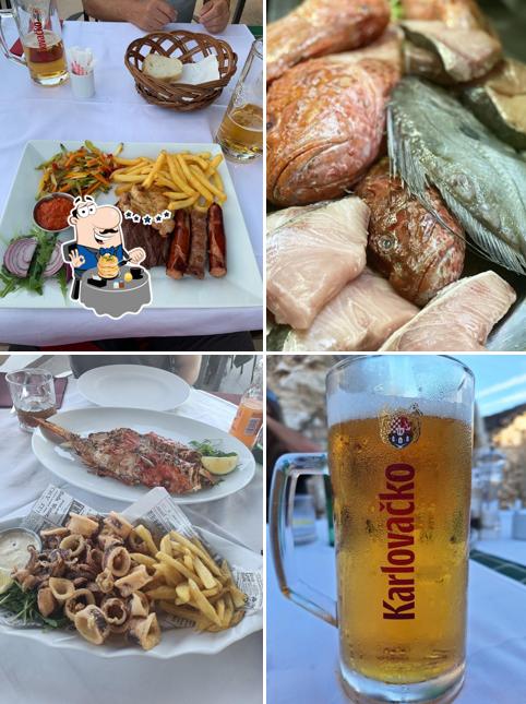 Nourriture à Restaurant Lađa