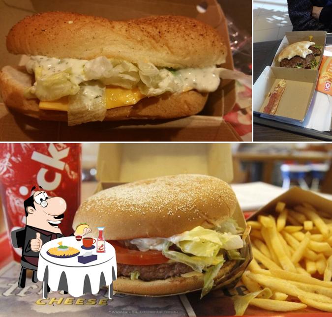 Try out a burger at Quick Villiers Sur Marne