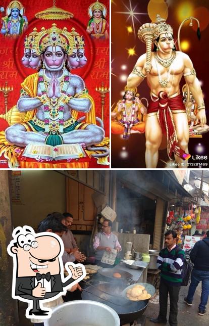 See the photo of Bhatia Puri wala