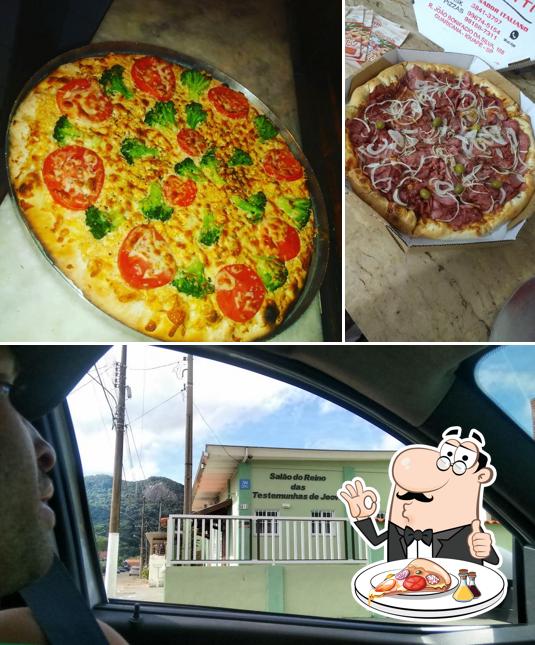 Escolha pizza no Pizzaria Per Tutti - Iguape