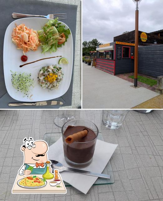 Le Bikini Café