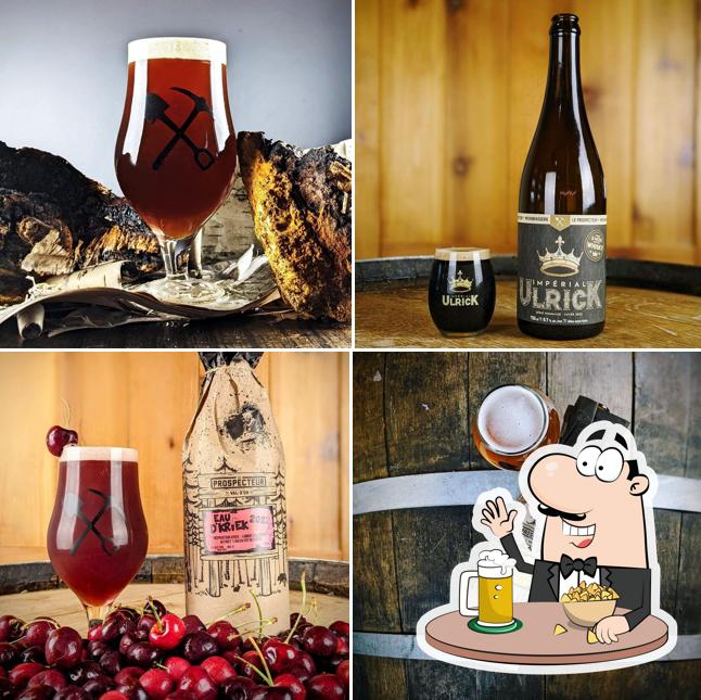 Le Prospecteur Microbrasserie / Magasin Général & Pub, Vald'Or, 585