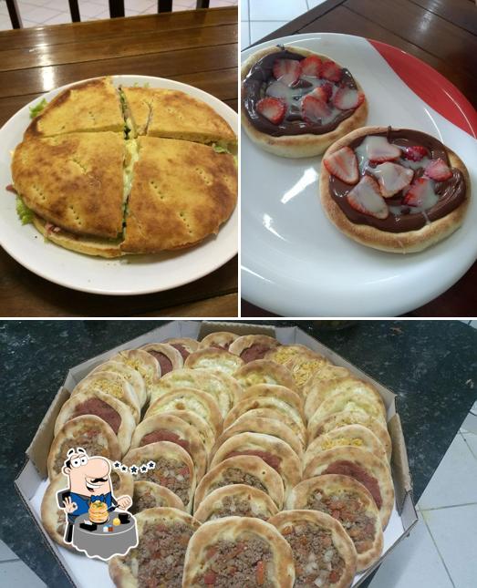 Comida em Esfihaville Pizzas e Esfihas