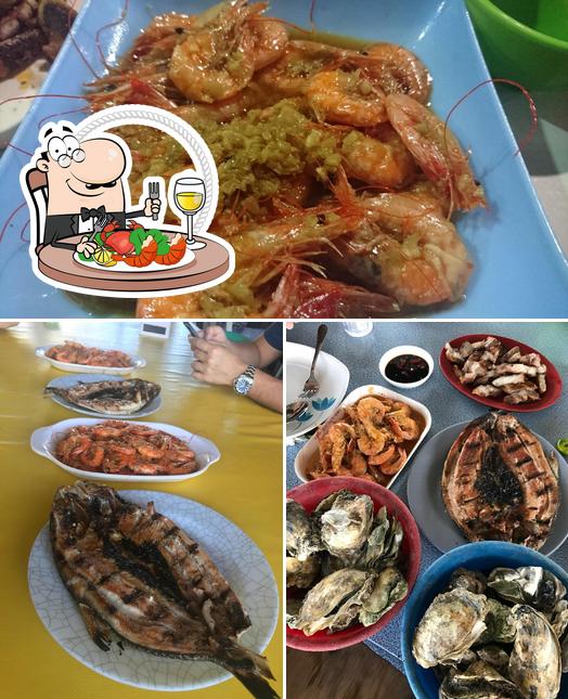 Try out seafood at Bulljack Talabahan