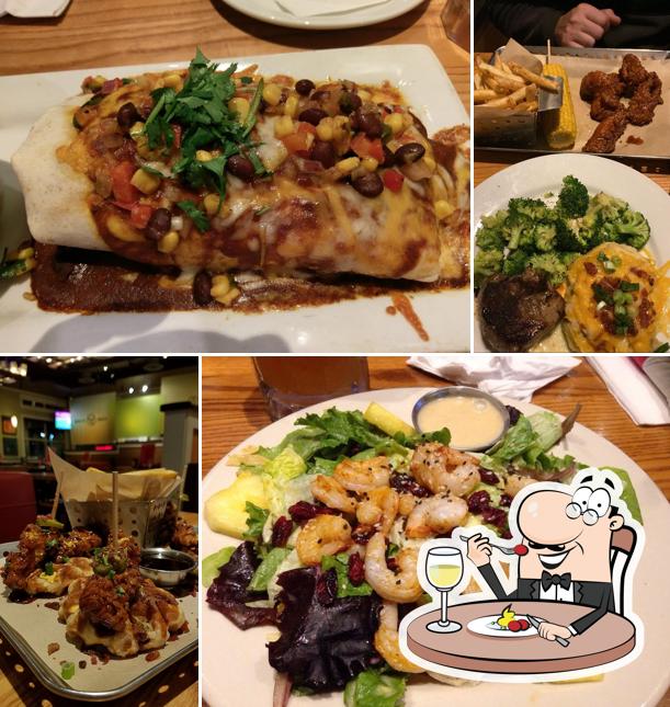 Chili's Grill & Bar, 5975 Arizona Pavilions Dr in Tucson Restaurant