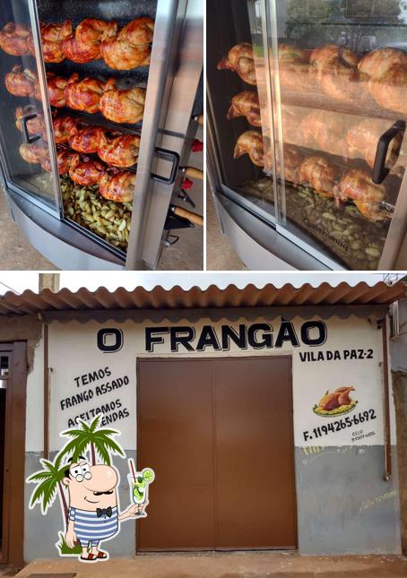 See this image of O frangão - Frangos assados