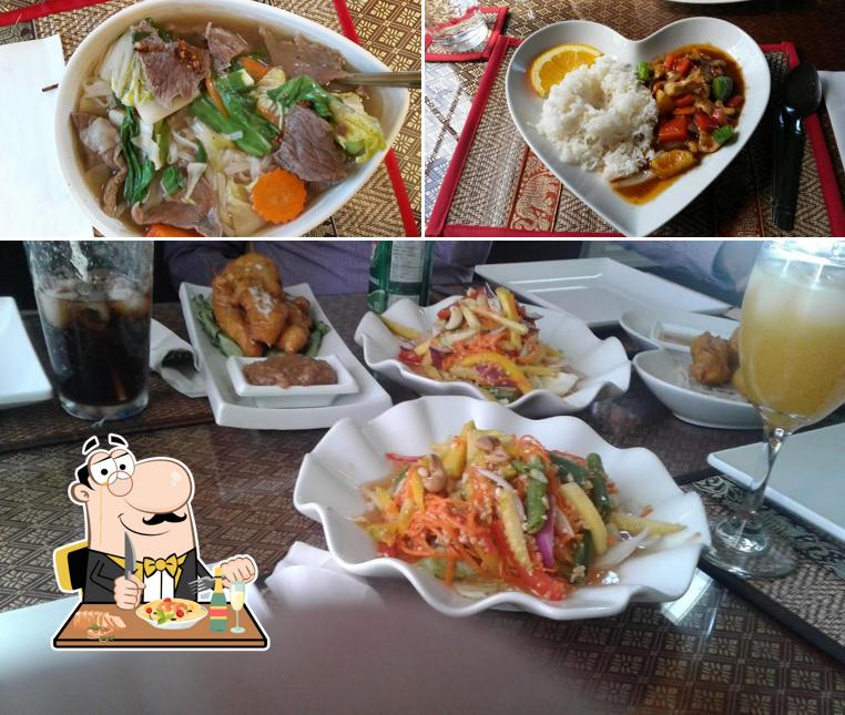 Еда в "Thai Cuisine"