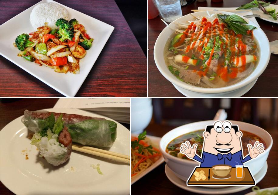 Platos en Doan's Vietnamese Cuisine