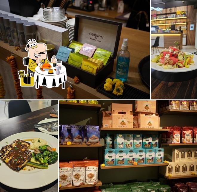 Food at AAMA CAFÉ