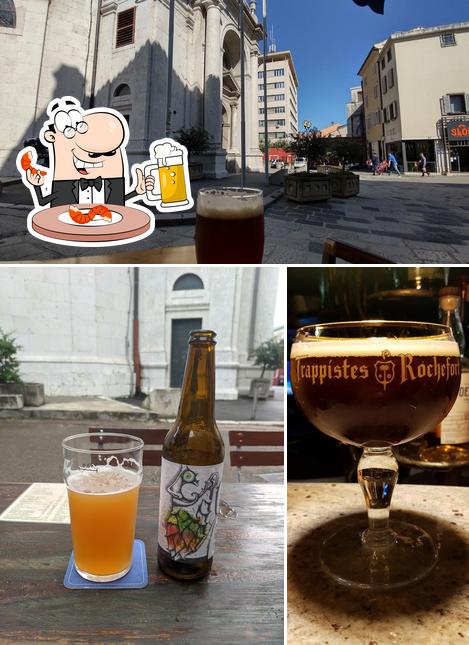 Vous pouvez prendre un verre de bière blonde ou brune