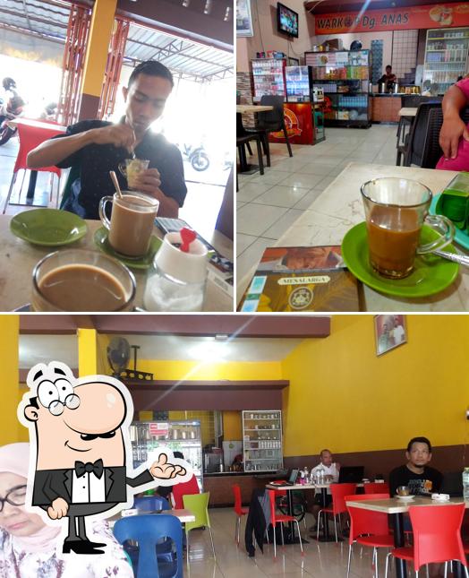 Warkop Dg Anas Faisal cafe, Makassar, Jalan Faisal 12 No.5 - Restaurant ...