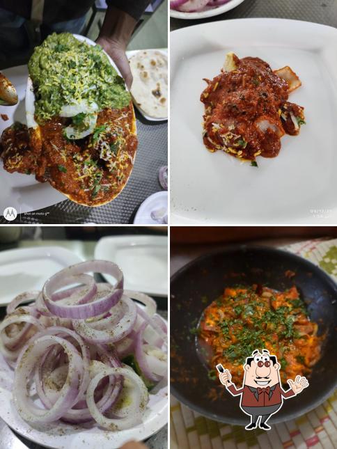 Food at FOOD INN Restaurant