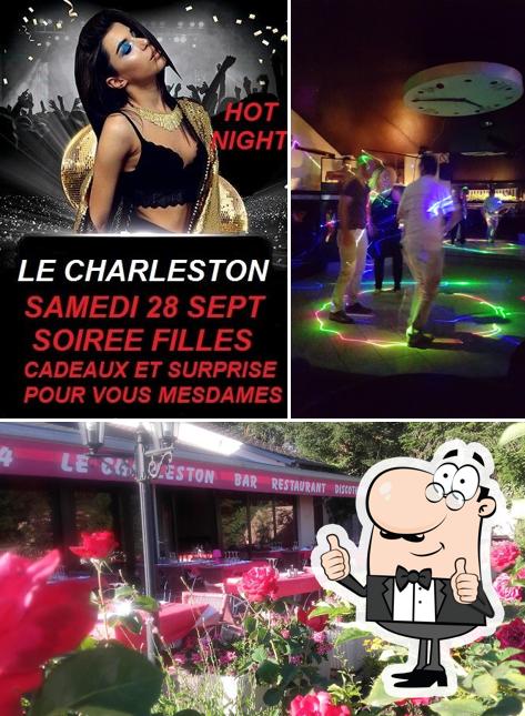 Voir la photo de Restaurant _ Le Charleston