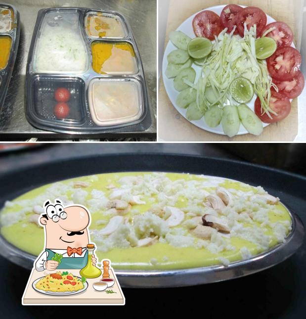 Food at Neelkanth restaurant