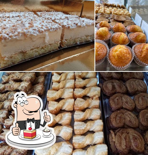 "Panaderia La Vitoriana - Alegria" предлагает разнообразный выбор десертов