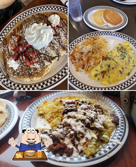 Cozy Corner Restaurant & Pancake House, 4356 W Diversey Ave in Chicago