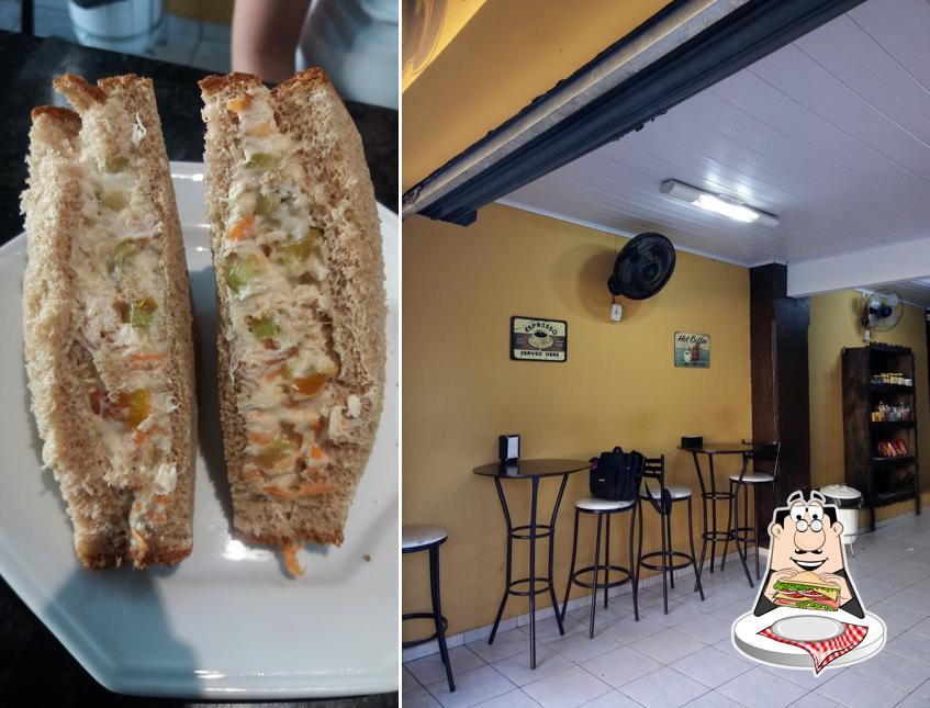 Club sandwich at E-commerce Café