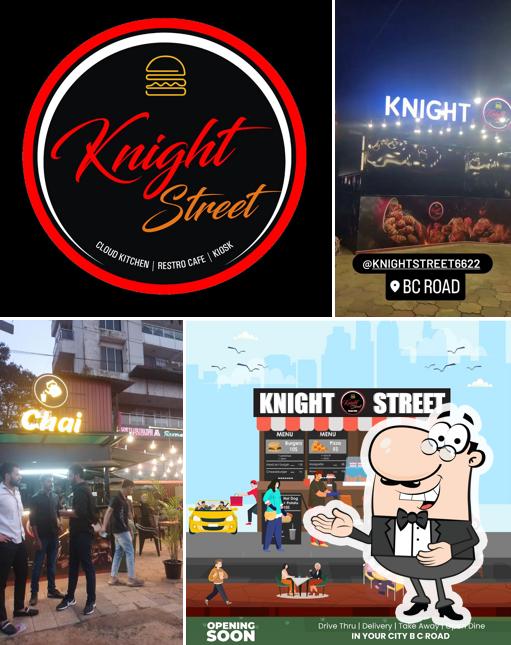 Here's a picture of Knightstreet kiosk