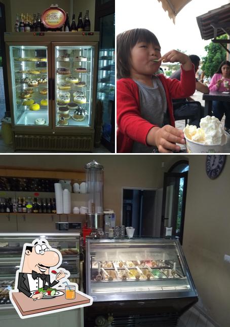 Guarda la immagine che presenta la cibo e interni di Pasticceria Dóce Dóce S.N.C