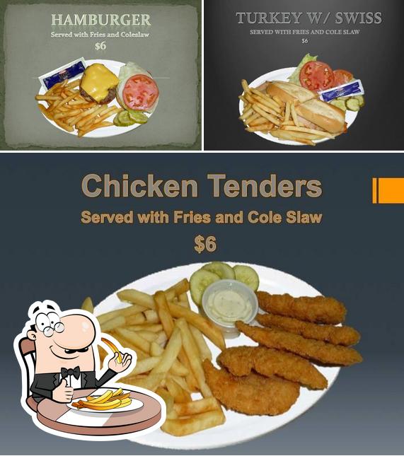 Traffic Light Ltd in Mount Clemens Restaurant menu and reviews