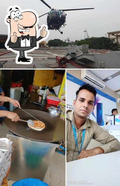 Kolkata Roll Centre picture