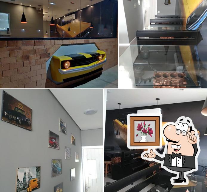 Veja imagens do interior do Autos Burger