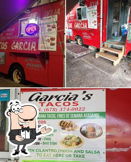 Vea esta foto de Garcia's Tacos