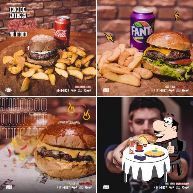 Os hambúrgueres do Flank Steak Burger irão satisfazer diferentes gostos