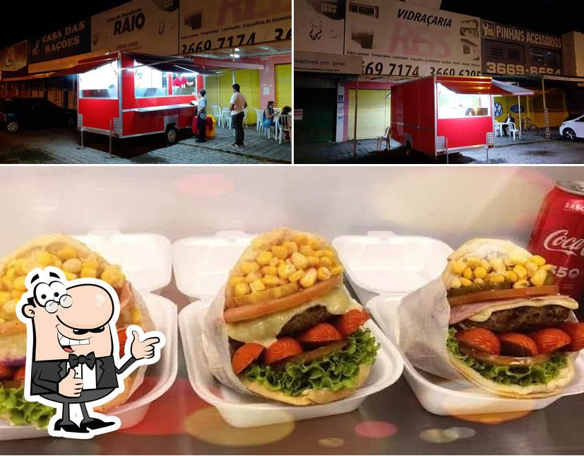 Look at this photo of Hora do lanche - food truck