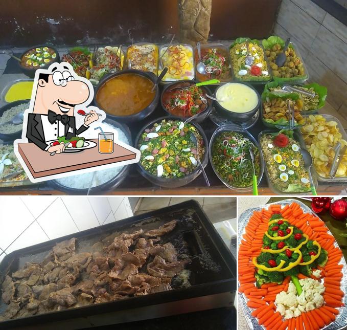 Comida em Restaurante O Caipira
