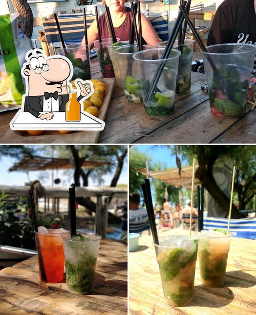 Goditi un drink a Tripesce Beach Bar