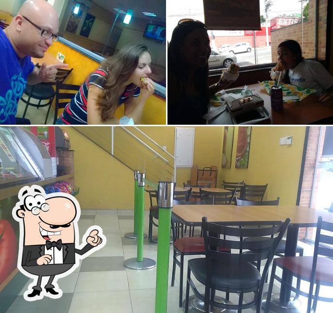 Veja imagens do interior do Subway