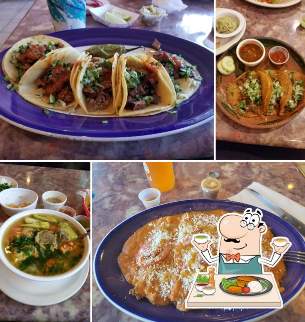 Los Tamales in Restaurant menu and reviews
