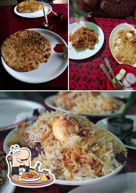Try out pizza at City Dhaba