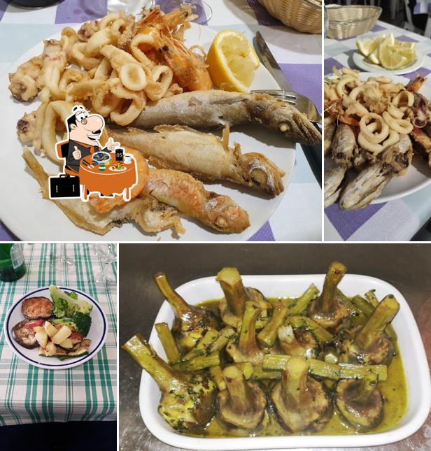 Order seafood at Nuraghe