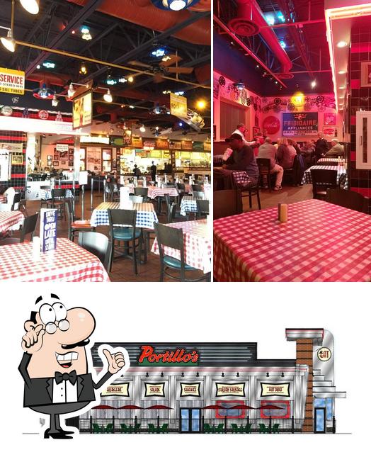 Portillo's Hot Dogs, 7308 W Lawrence Ave in Harwood Heights