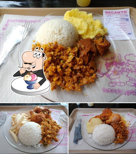Recanto Comida Caseira serve uma gama de sobremesas