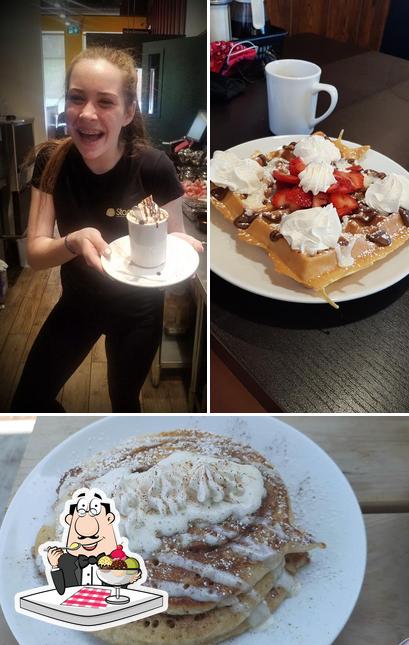 Stacked Pancake & Breakfast House Wasaga Beach in Wasaga Beach - Restaurant menu and reviews