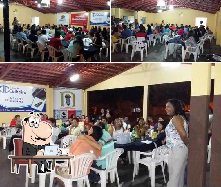 O interior do Bode Assado