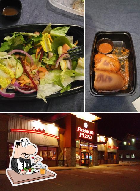 Посмотрите на эту фотографию, где видны еда и напитки в Boston Pizza