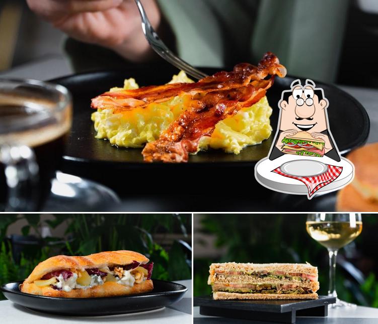 Scegli un panino a Dafne Garden Bistrot