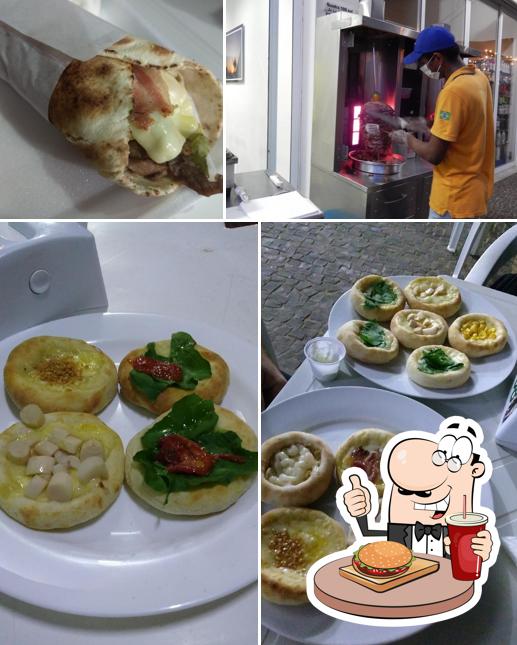 Experimente um hambúrguer no Rei Shawarma