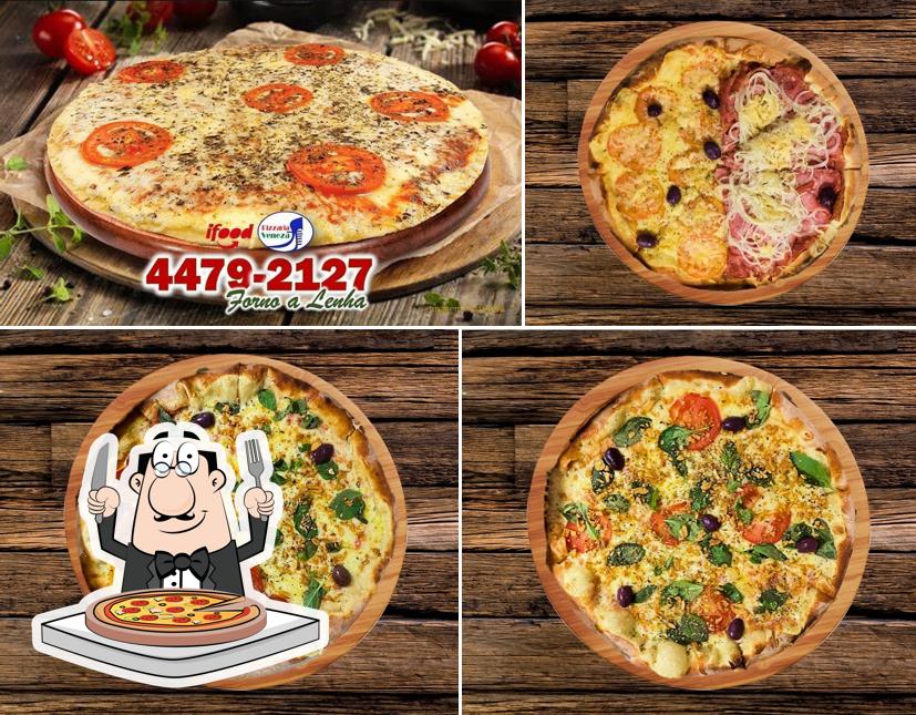 Peça diferentes variedades de pizza