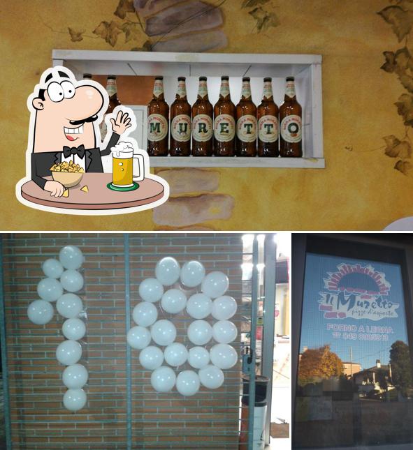 Puoi prenderti un rinfrescante bicchiere di birra chiara o scura