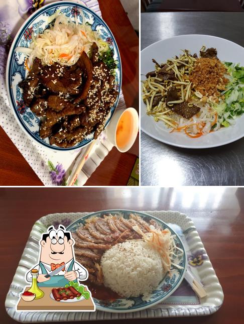 Попробуйте блюда из мяса в "Pho Viet"