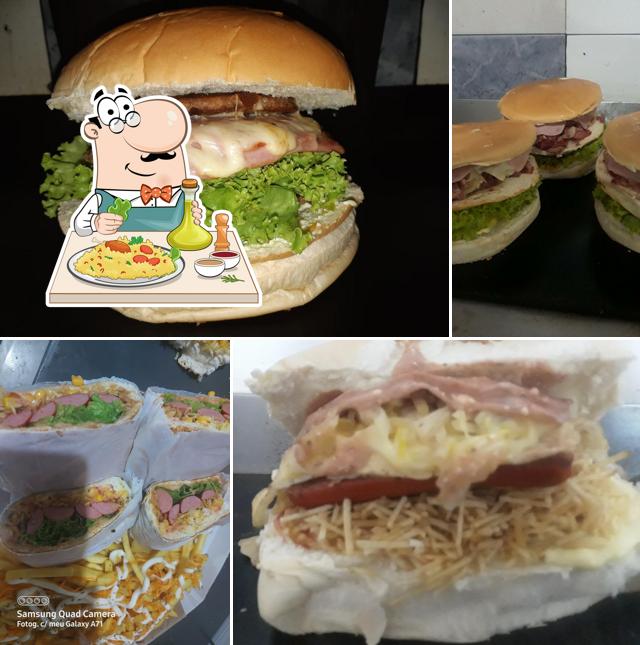 Hambúrguer em Muryllo lanches e hot dogs